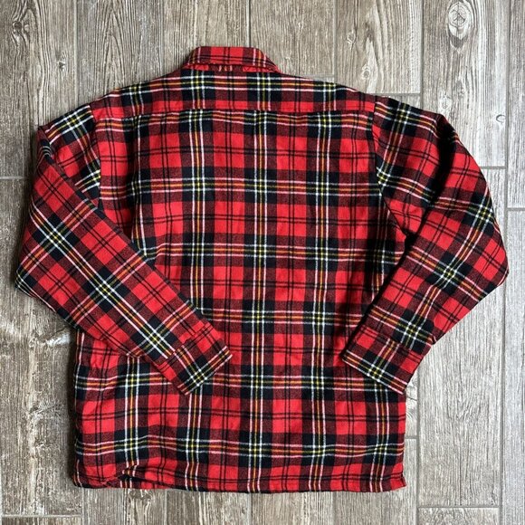 Vtg Van Heusen Flannel Jacket Mens L Plaid Shirt Red Black Quilted Grunge Preppy - Picture 8 of 9